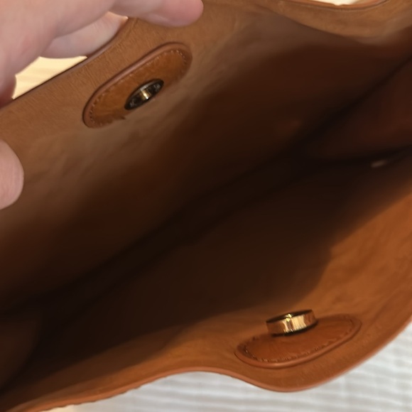 Leather crossbody bag - Picture 5 of 6